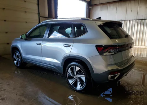 2025 Volkswagen Taos Se z USA, uszkodzony, nr VIN 3VVVC7B26SM051329